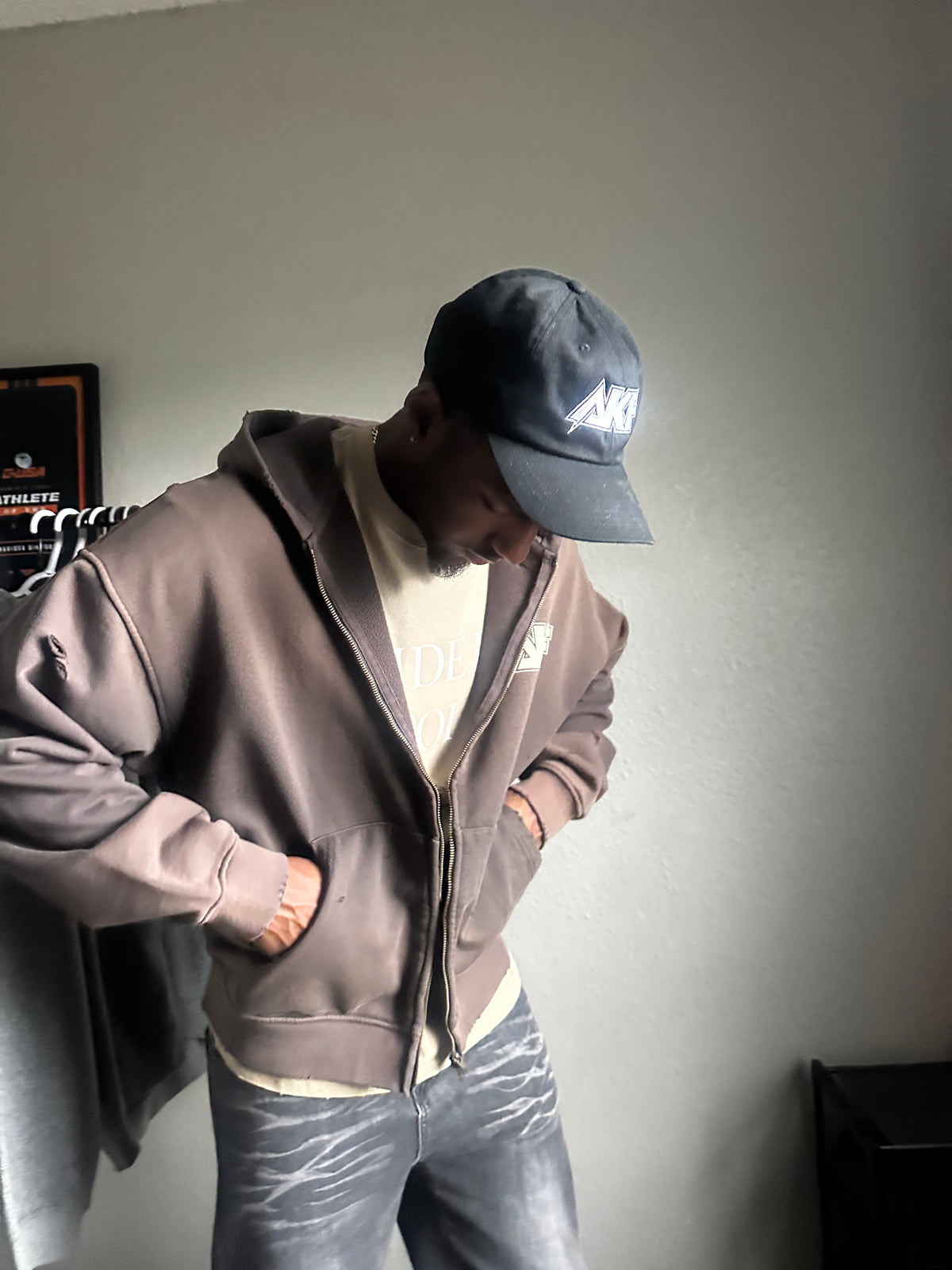 Washed Mocha Zip